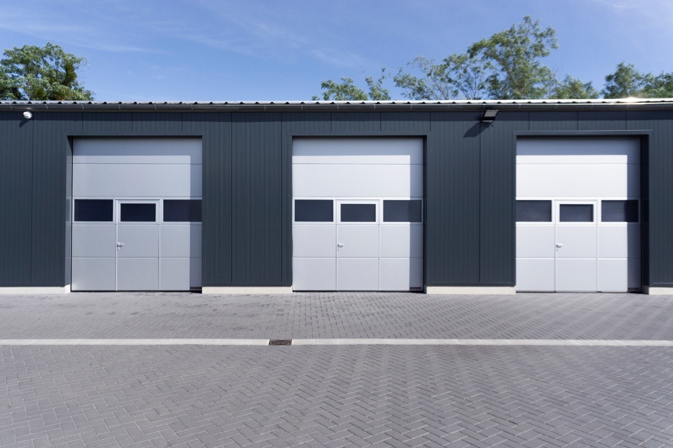 Ludwigsfelde Halle und Garage