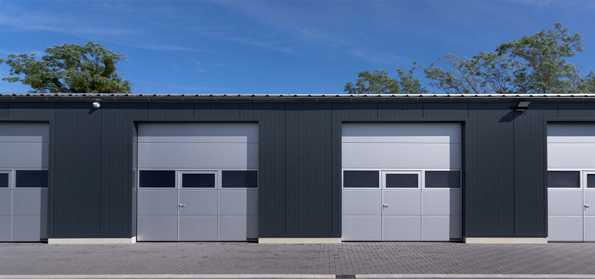 Ludwigsfelde Halle und Garage